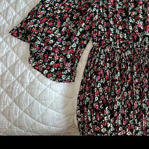 H&M ladies floral print dress